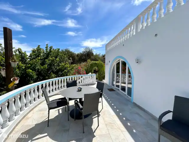 “Connosco Resort” 3-ka. Ricardo huren in Portugal, Algarve, São Bartolomeu De Messines - appartement Dakterras, met zithoek (6p) welke we ook in de schaduw kunnen zetten middels een schaduwdoek / tarp.