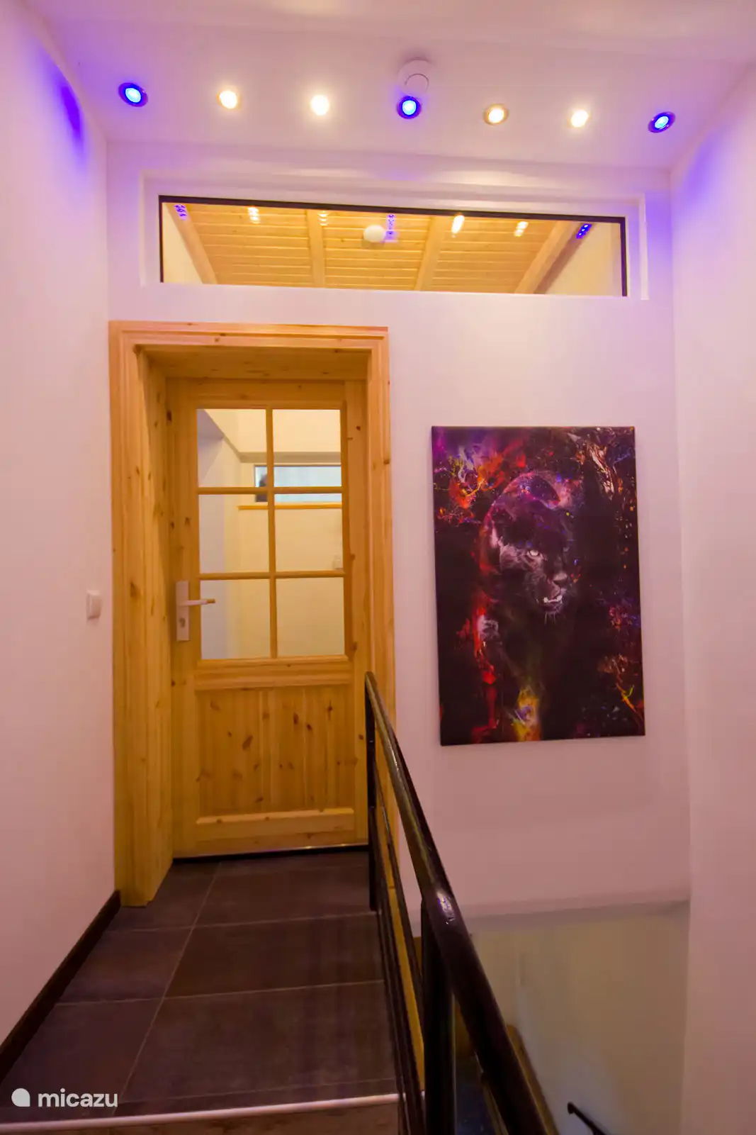 Eingang im privaten Treppenhaus