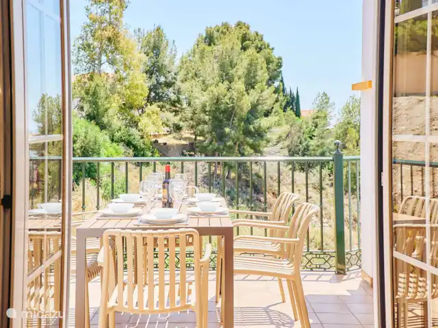 Location de Vacances Espagne, Andalousie, Frigiliana, villa - JA01 Villa Tomasina Frigiliana coin repas près de la cuisine