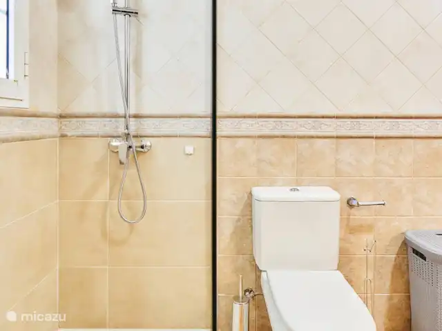 Location de Vacances Espagne, Andalousie, Frigiliana, villa - JA01 Villa Tomasina Frigiliana Salle de bain 1