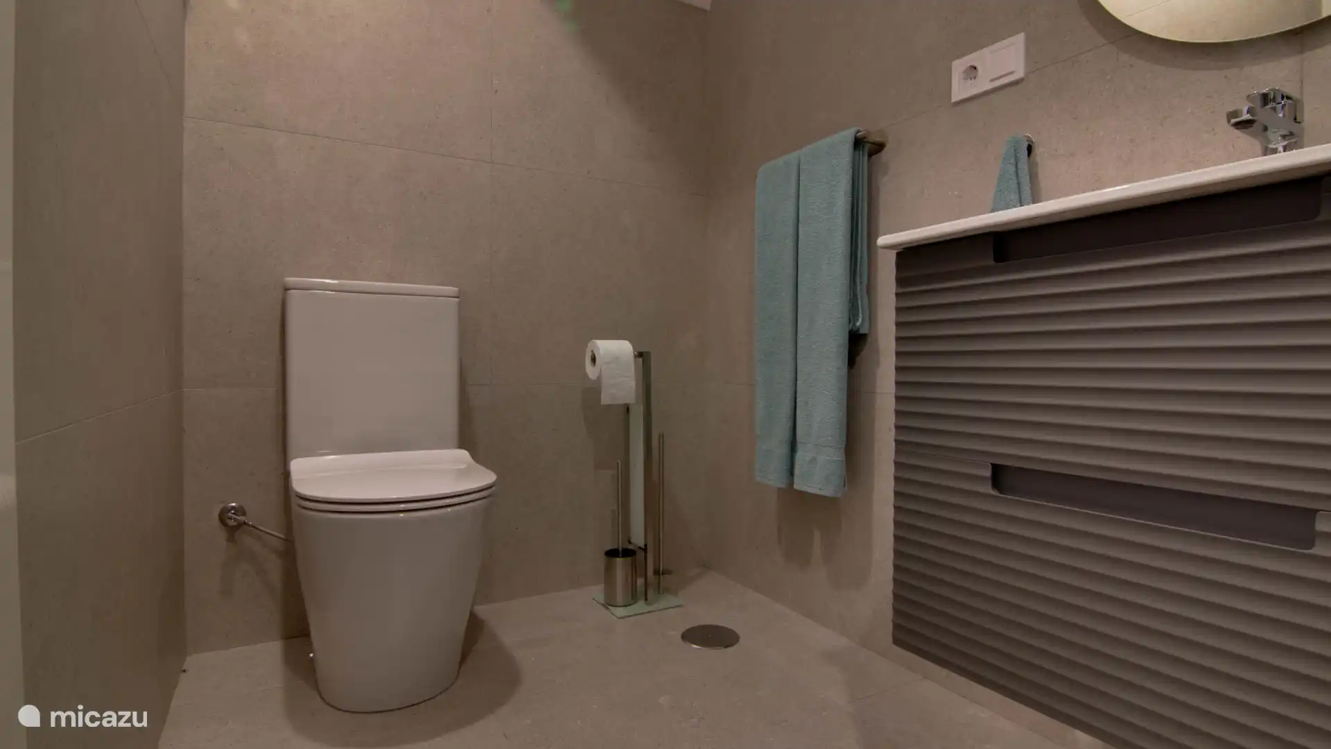 Badezimmer im Erdgeschoss