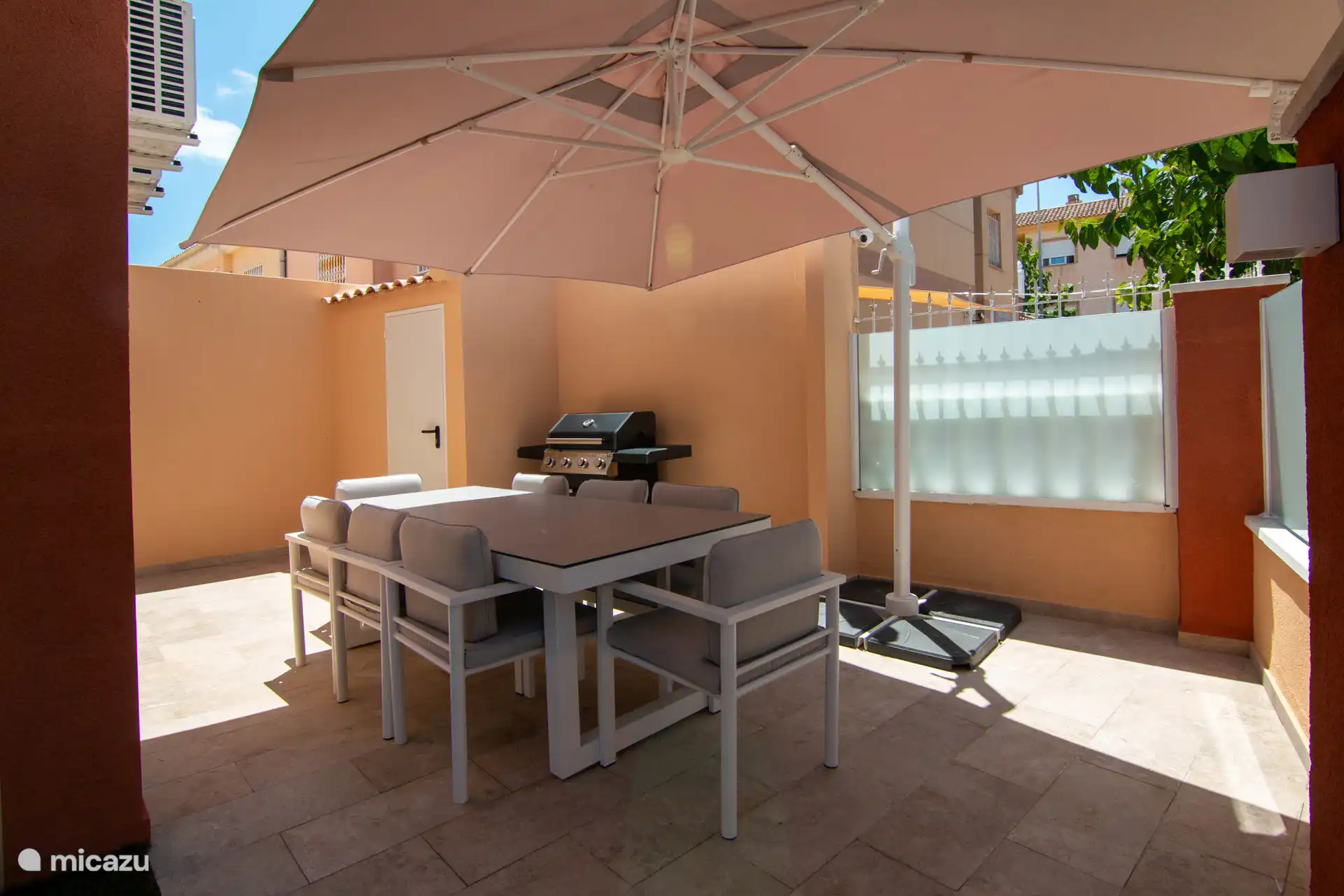 Gemütliche Abendessen mit Familie oder Freunden.