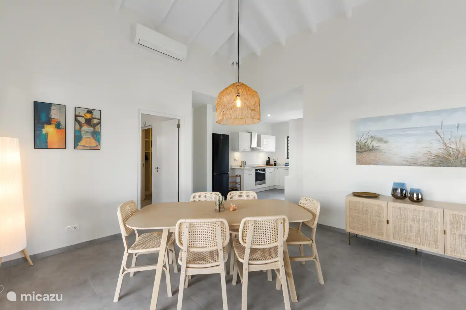 Also a nice eating place inside