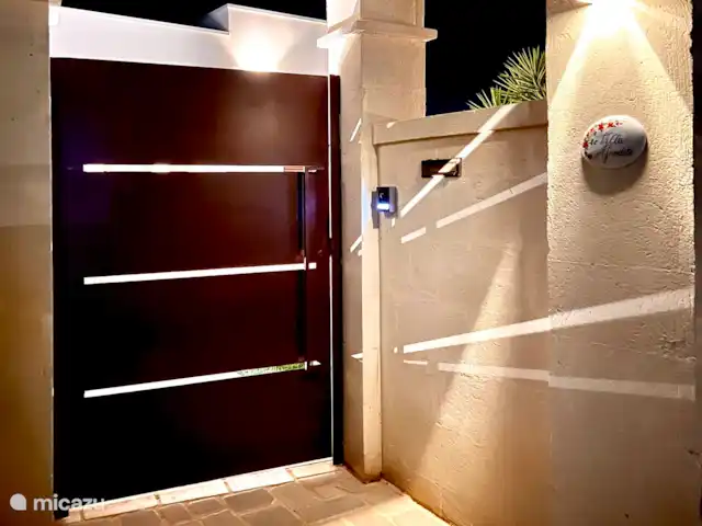 Location de Vacances Italie, Pouilles (Puglia), Manduria, villa - Villa Afrodite Entrée