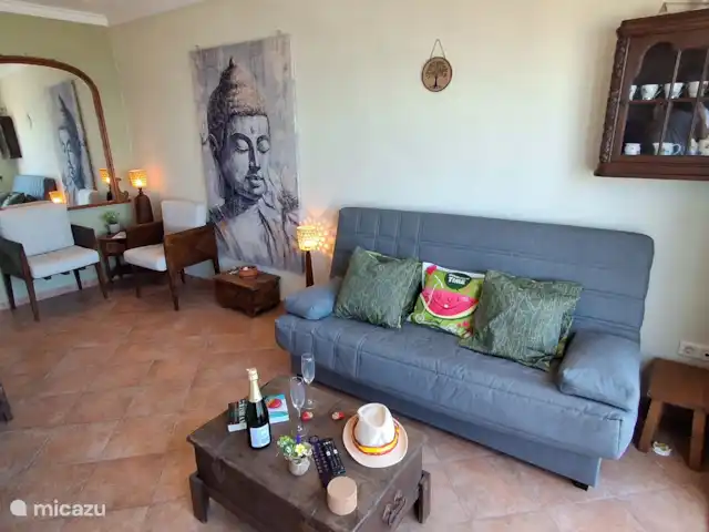 Retiro de Playa–Despertar junto al mar en España, Costa del Sol, Algarrobo-Costa - casa paredada Salón