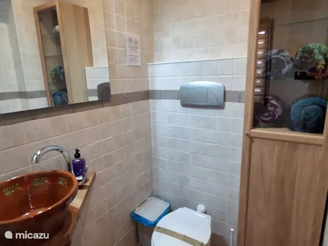 Retiro de Playa–Despertar junto al mar en España, Costa del Sol, Algarrobo-Costa - casa paredada Aseo separado en el baño: 1 en suite