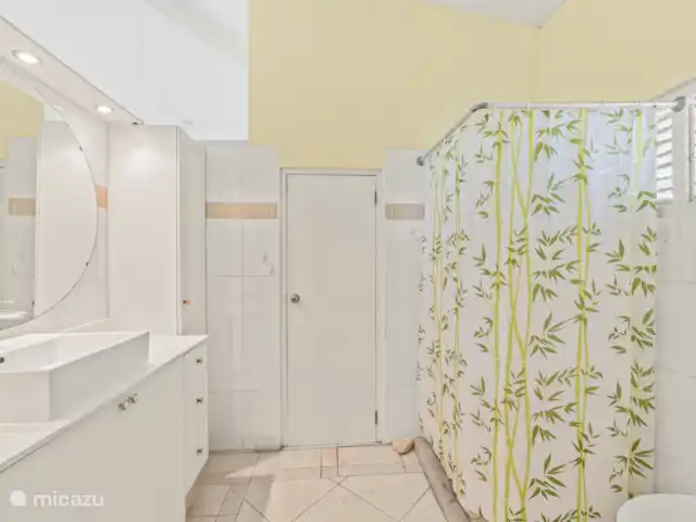 Location de Vacances Curaçao, Curaçao-Centre, Piscadera, maison de vacances - Casa Bella Vista douche