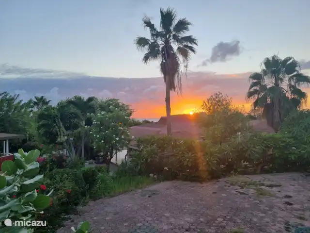 Location de Vacances Curaçao, Curaçao-Centre, Piscadera, maison de vacances - Casa Bella Vista Coucher de soleil, vu du porche