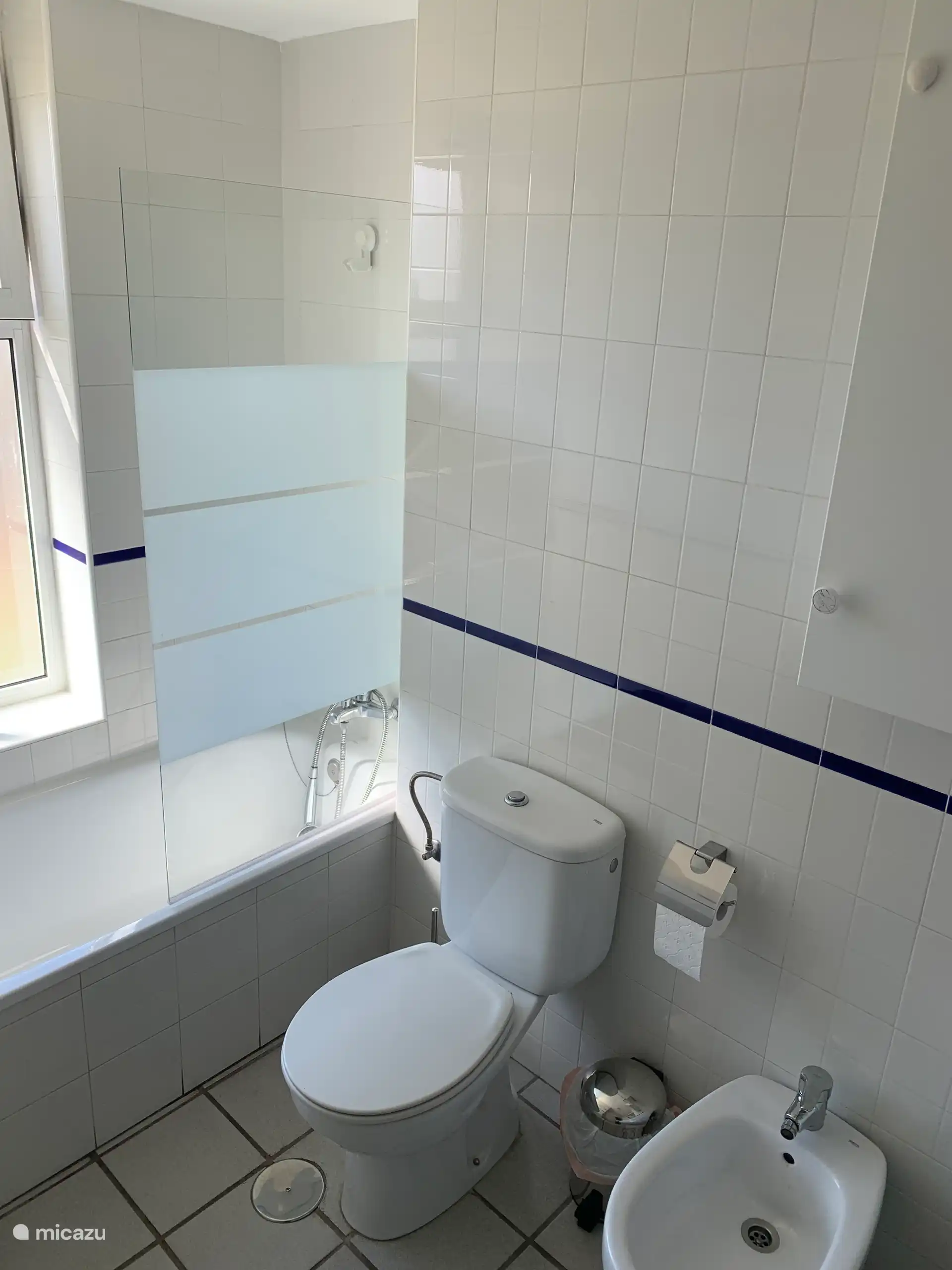 Segundo baño con bañera