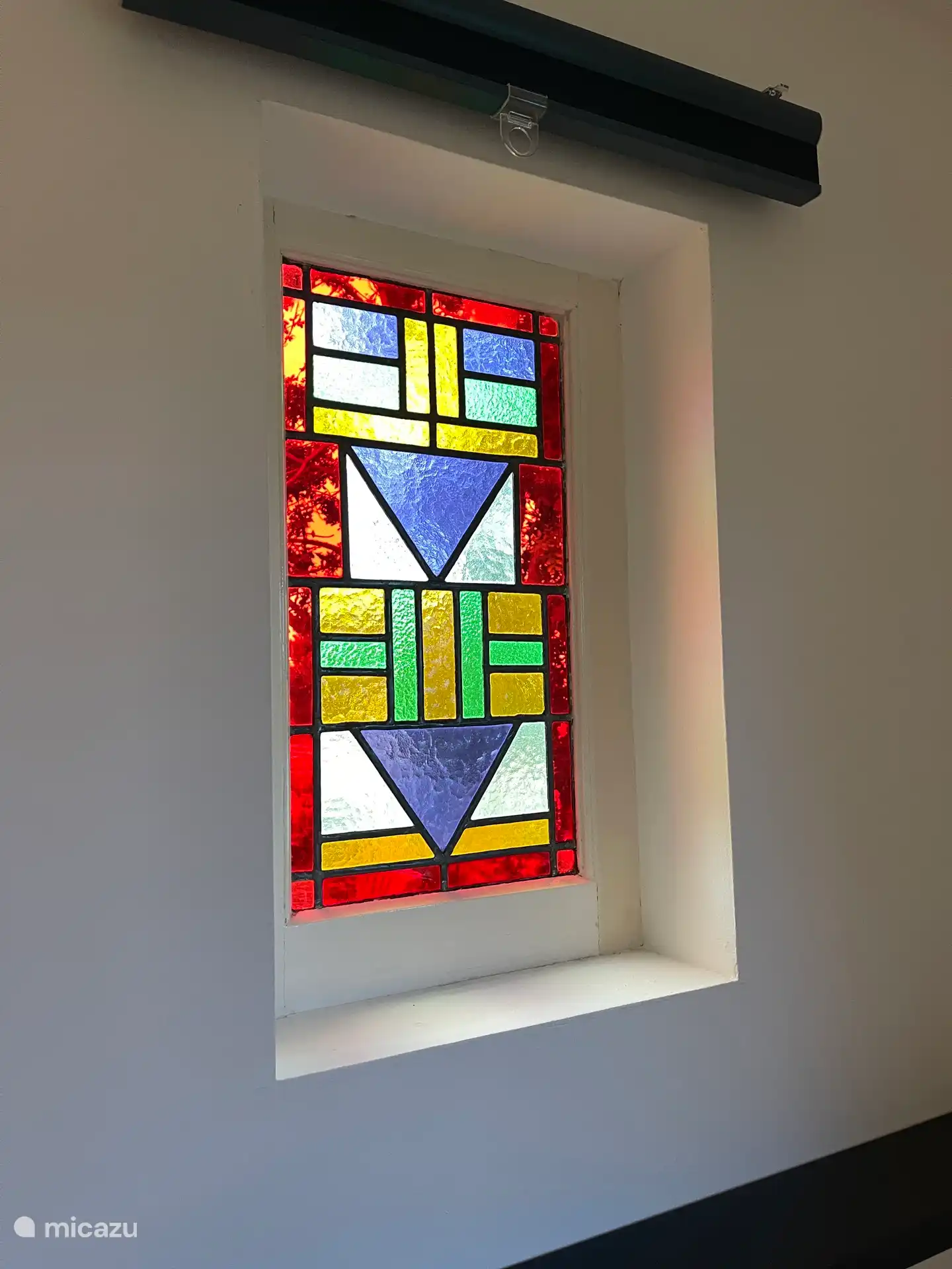 Casa Deseo tiene dos atractivas vidrieras