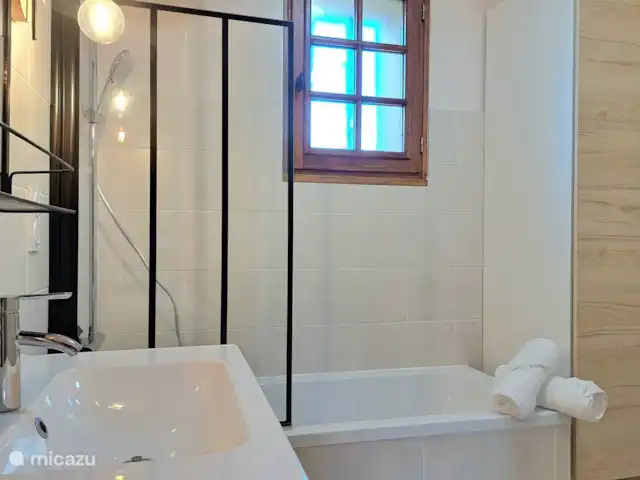 Séjour paisible à la campagne | France, Dordogne, Monpazier - maison de vacances Salle de bains