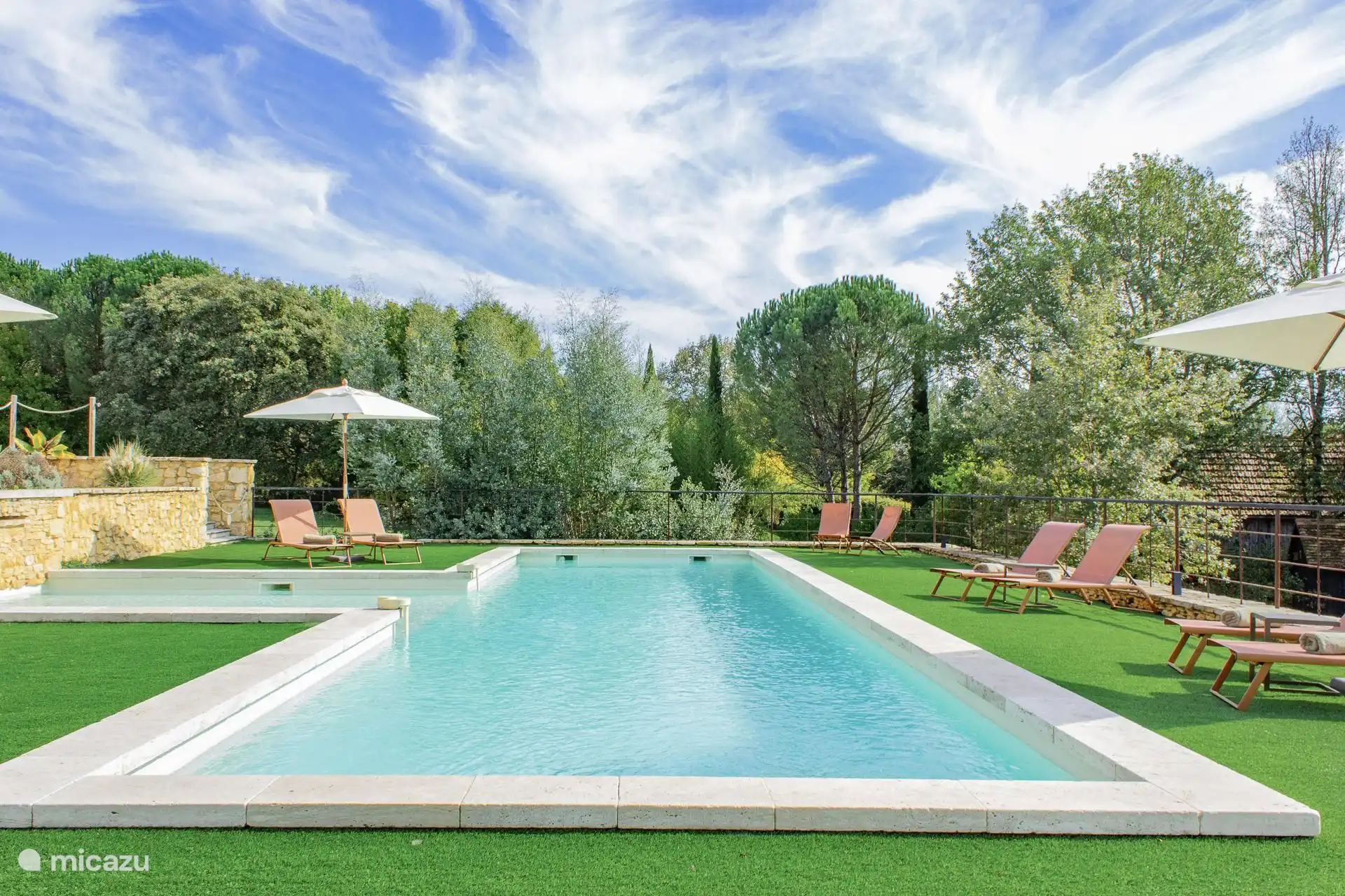 Verwarmd zoutwaterzwembad