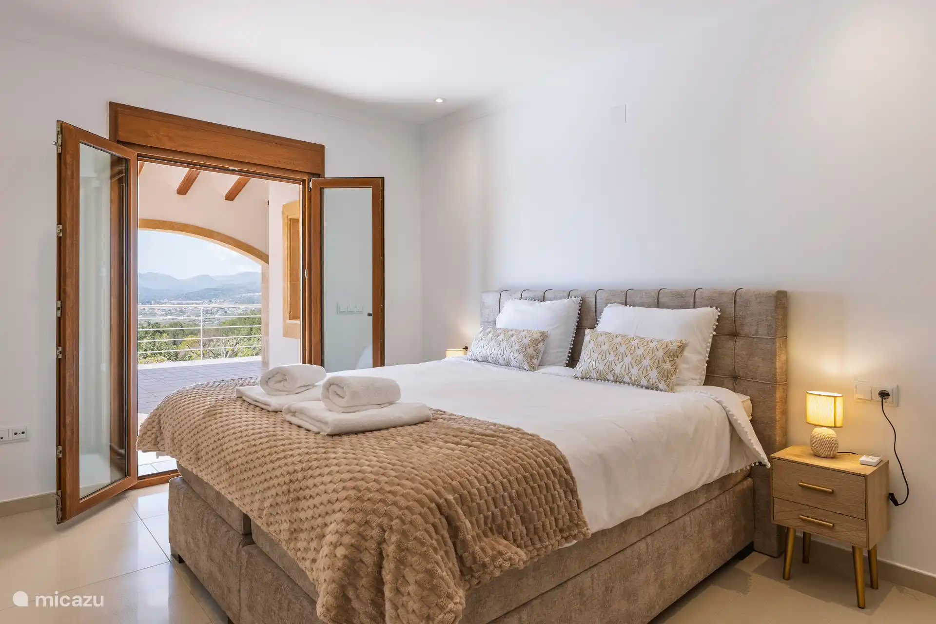 Bedroom with patio doors