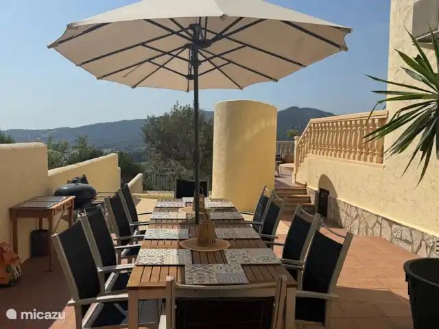 Villa Almazara en España, Costa Blanca, Jalón - villa Patio y área de barbacoa