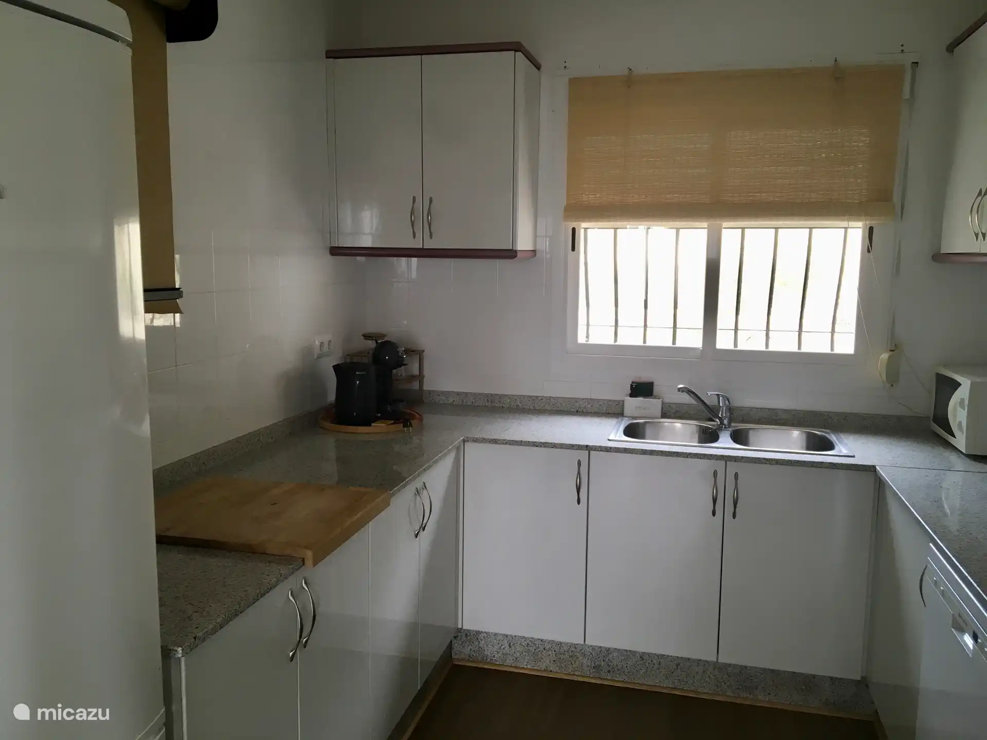 Voll ausgestattete K&#252;che