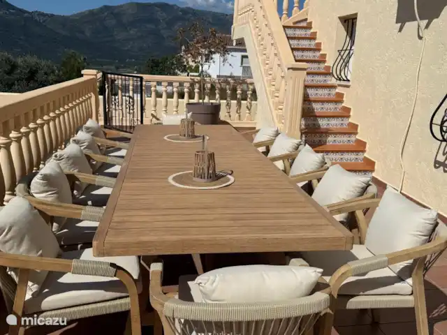 Villa Almazara en España, Costa Blanca, Jalón - villa Gran mesa de comedor al aire libre
