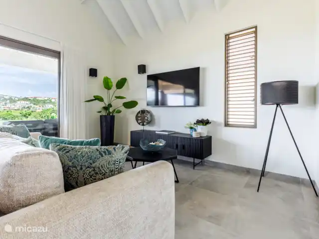 Villa Jazmyn15 Blue Bay Private pool huren in Curaçao, Curacao-Midden, Blue Bay - villa Woonkamer