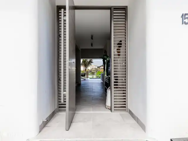 Villa Jazmyn15 Blue Bay Private pool huren in Curaçao, Curacao-Midden, Blue Bay - villa Entree