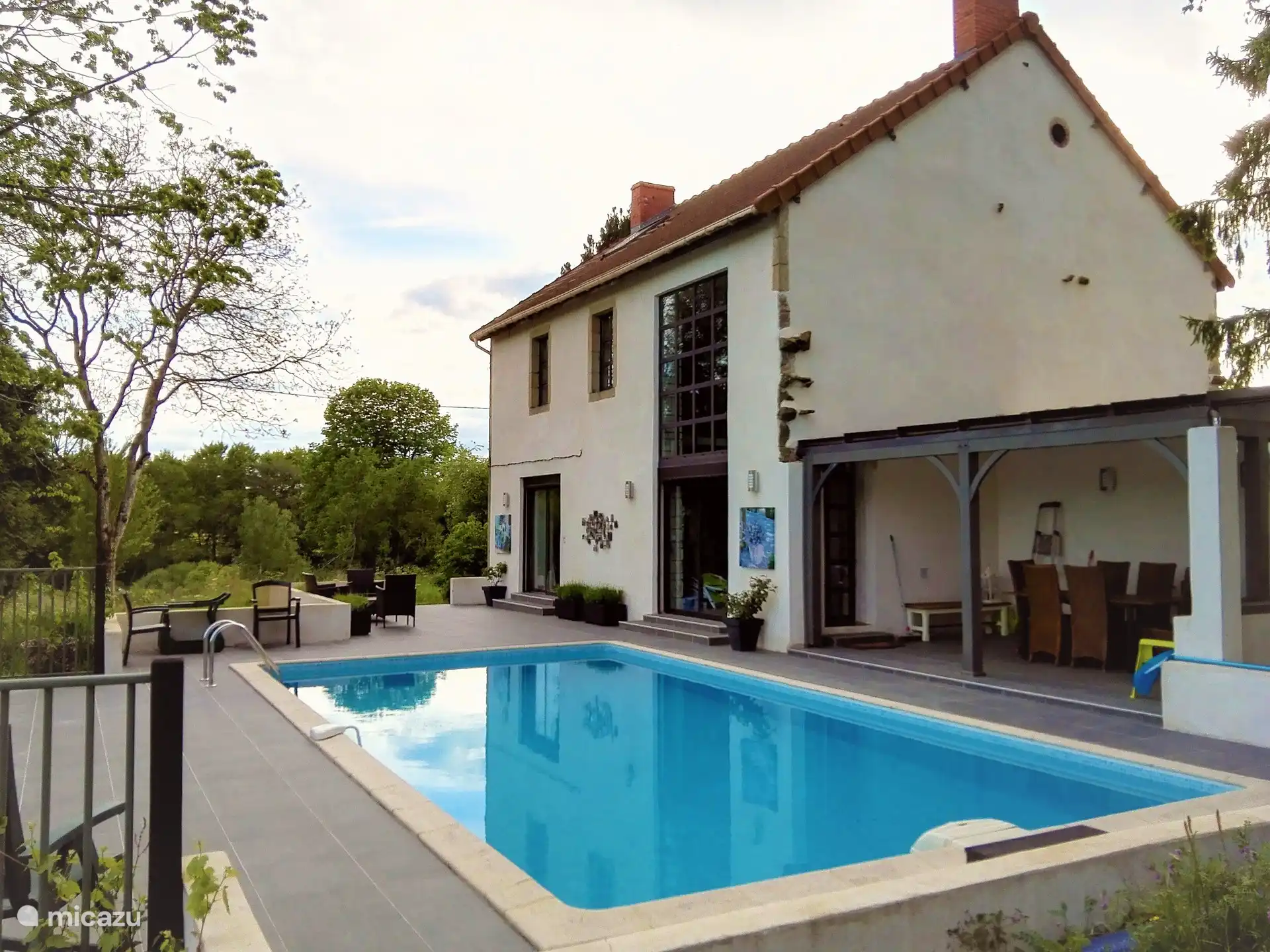 Vila, Schwimmbad, Terrasse.