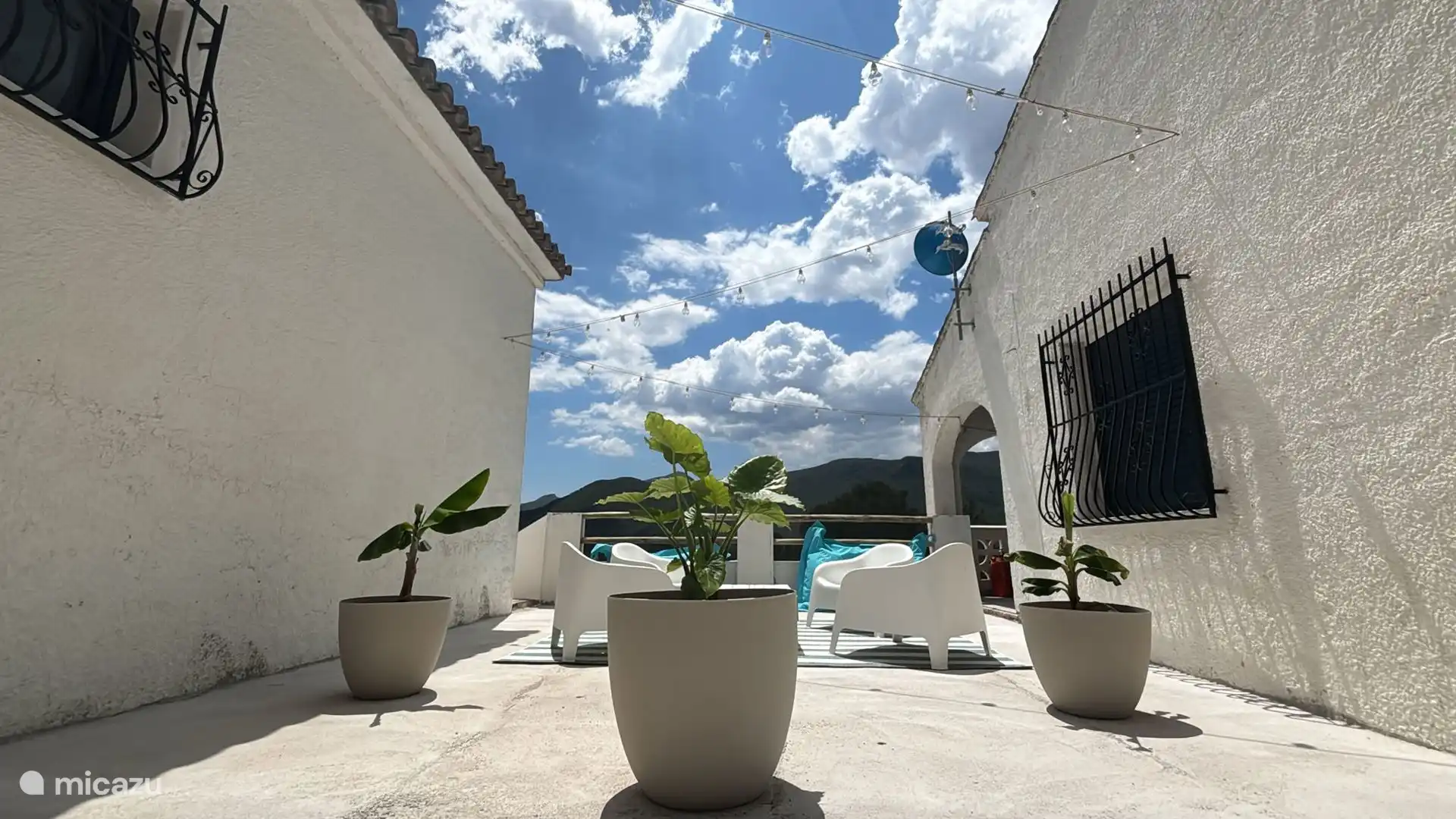 Terrasse zwischen Haus 1 und 2