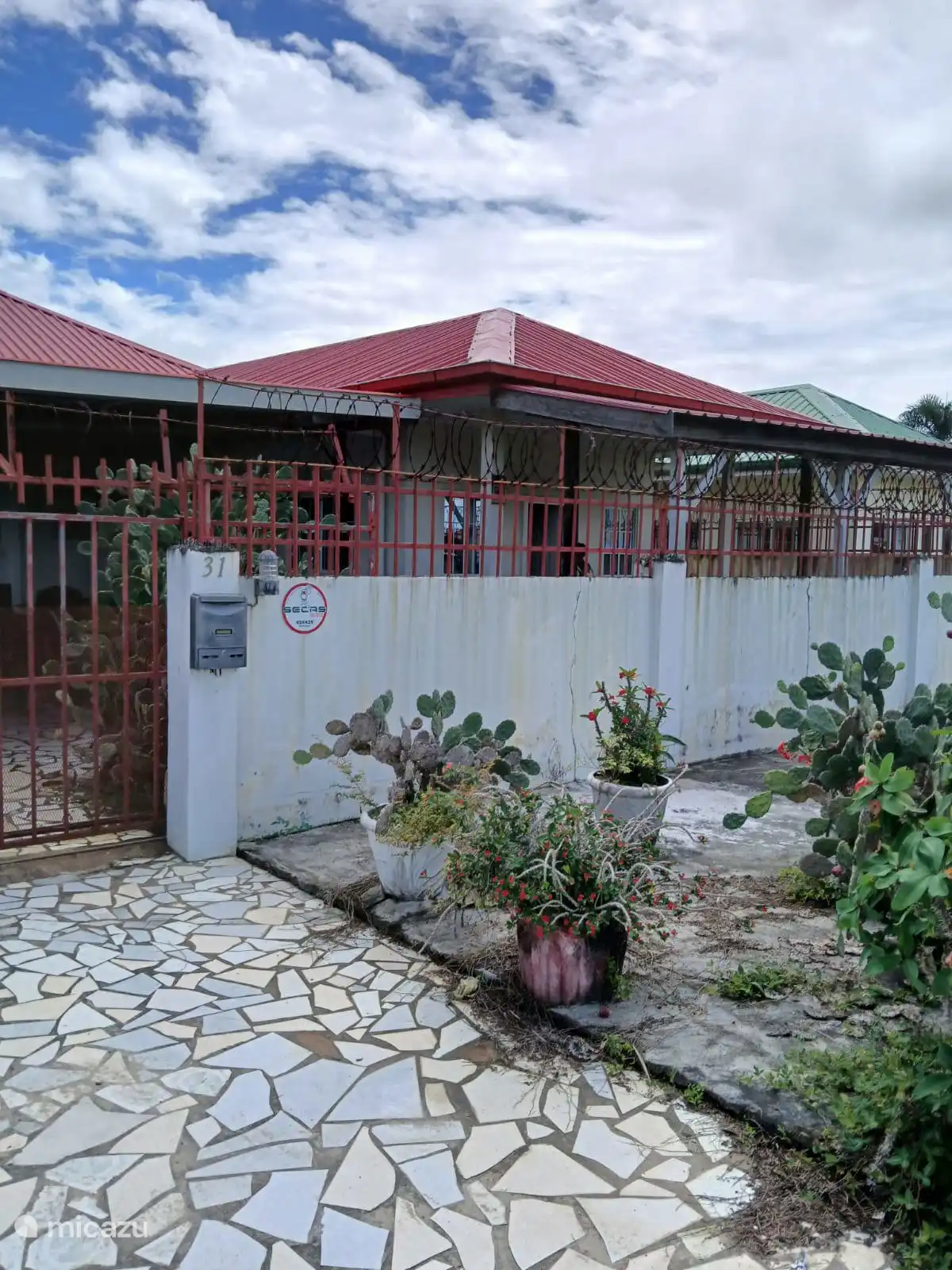 Schön eingerichtete Einzimmerwohnung in Suriname, Paramaribo, Paramaribo - Appartement