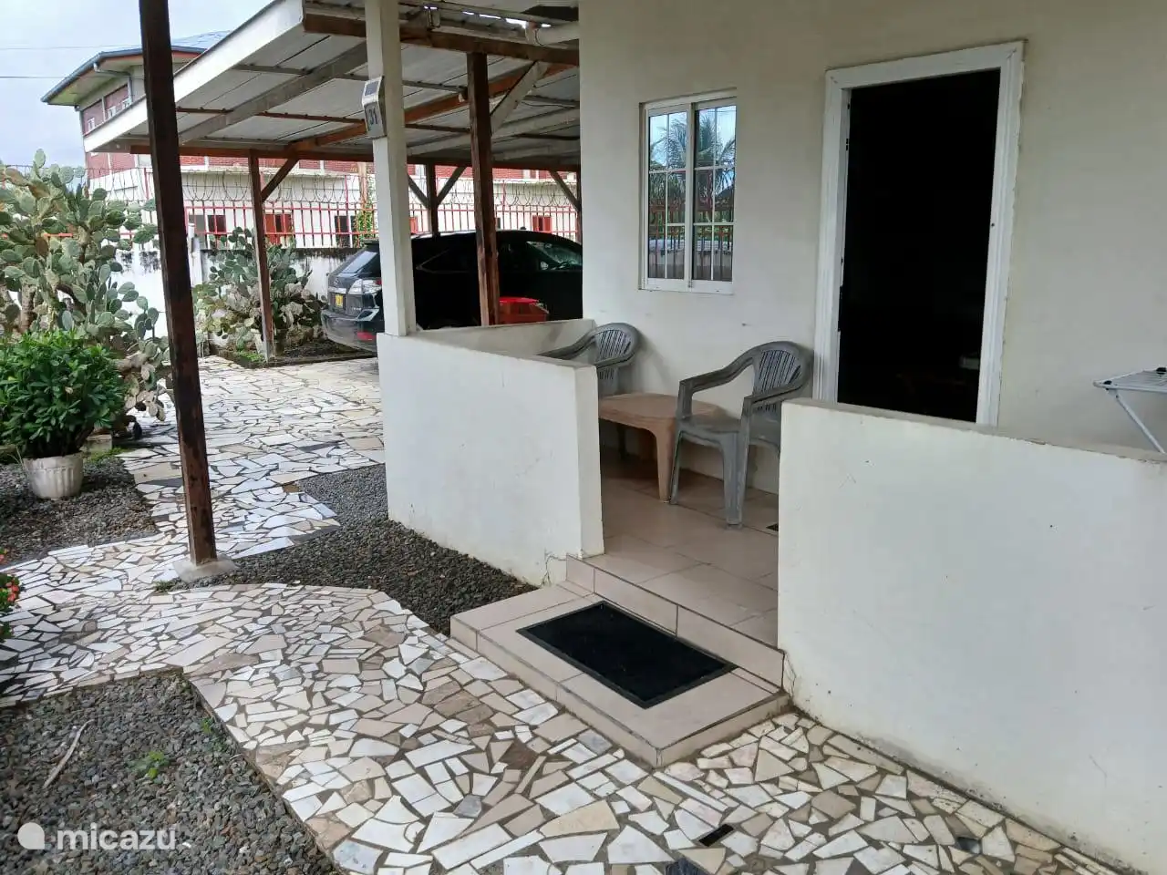 Schön eingerichtete Einzimmerwohnung in Suriname, Paramaribo, Paramaribo - Appartement