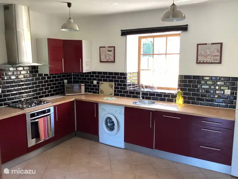 Cherry Tree Cottage con piscina climatizada en Francia, Bretaña, Canihuel - Casa rural / Cabaña Cherry Tree Cottage con piscina climatizada en Francia, Bretaña, Canihuel - Casa rural / Cabaña