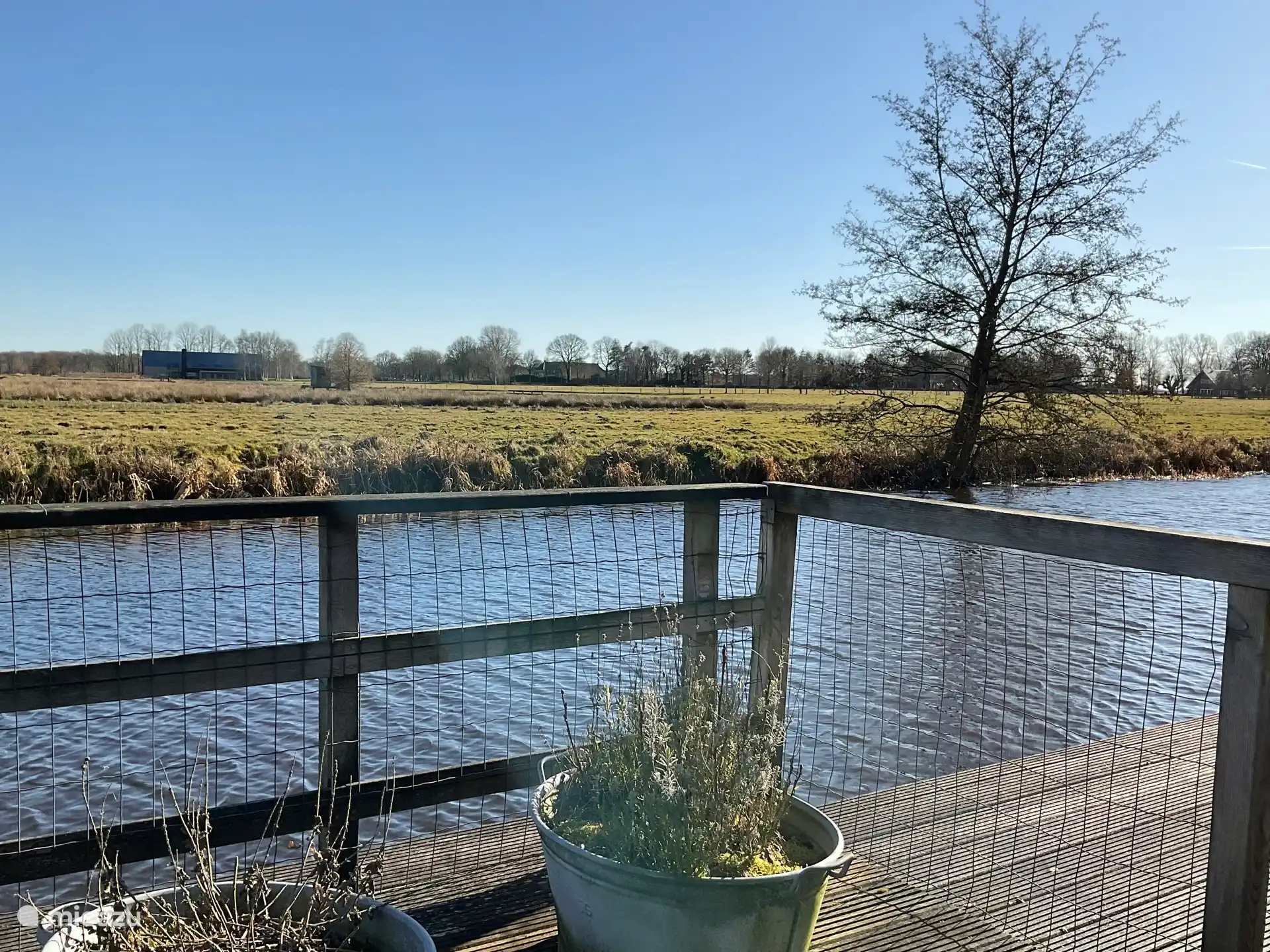 The waterway to the lake