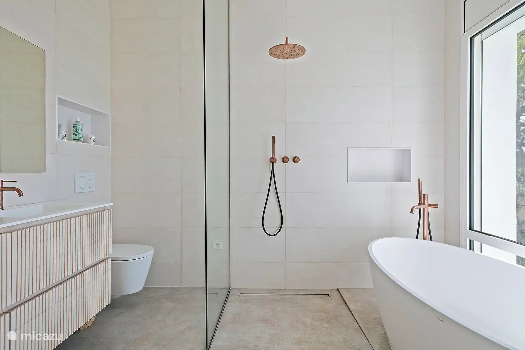 Badezimmer der Master-Suite