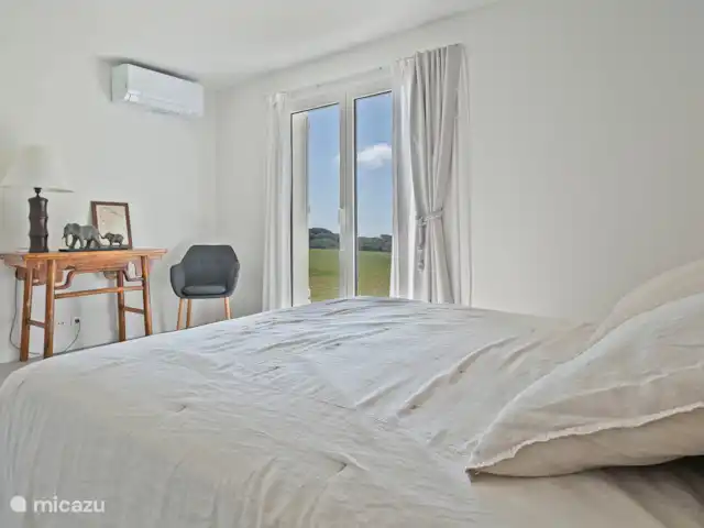 Mareterra: House with pool and views in Spain, Barcelona, Sant Andreu de Llavaneres  - villa Air master suite