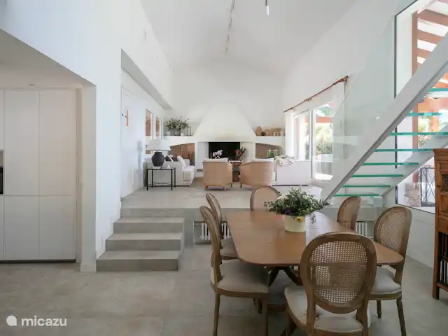 Mareterra: House with pool and views in Spain, Barcelona, Sant Andreu de Llavaneres  - villa Dining room and living room