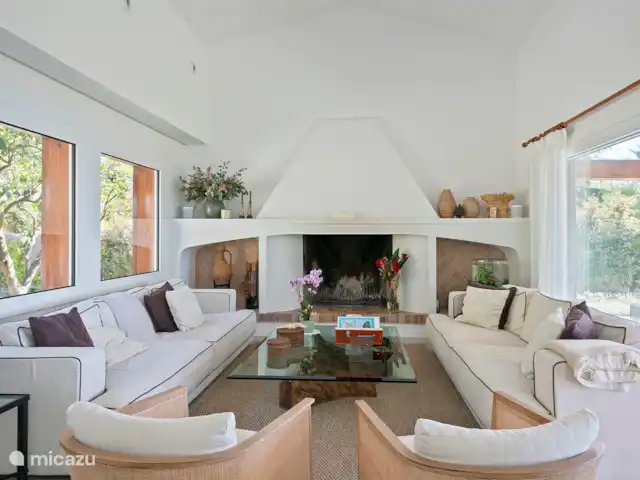Mareterra: House with pool and views in Spain, Barcelona, Sant Andreu de Llavaneres  - villa Living room