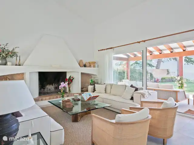 Mareterra: House with pool and views in Spain, Barcelona, Sant Andreu de Llavaneres  - villa Living room