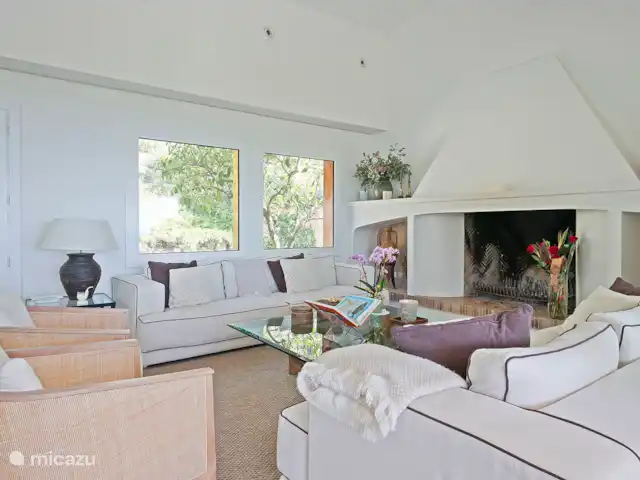 Mareterra: House with pool and views in Spain, Barcelona, Sant Andreu de Llavaneres  - villa Living room
