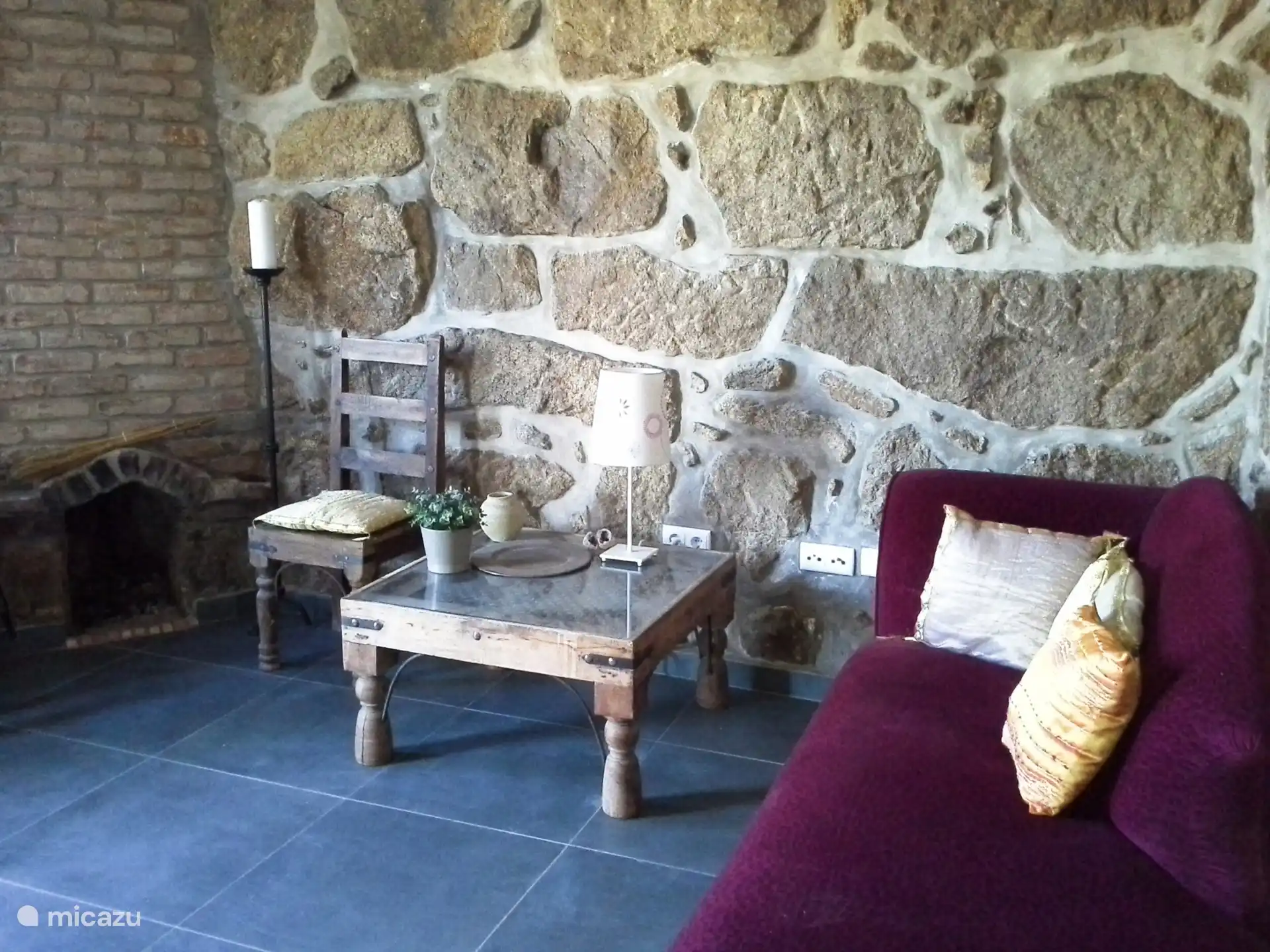 Die ehemalige Küche ist heute ein 2. Wohnzimmer