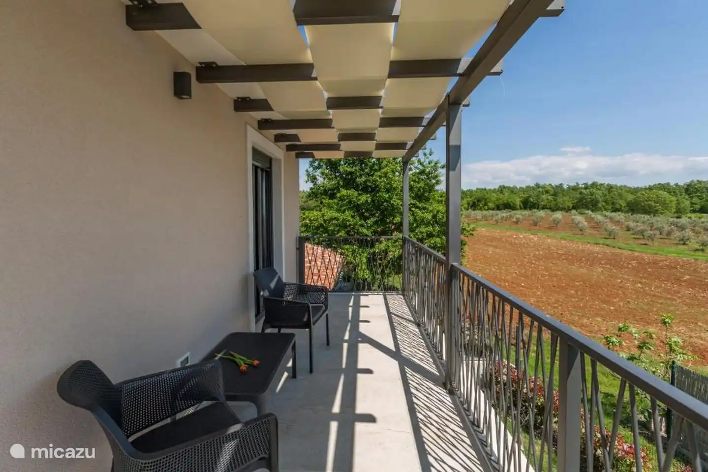 Sitzgelegenheiten im Freien