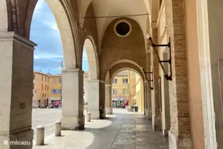 Visitez Fano, une belle ville sur la côte