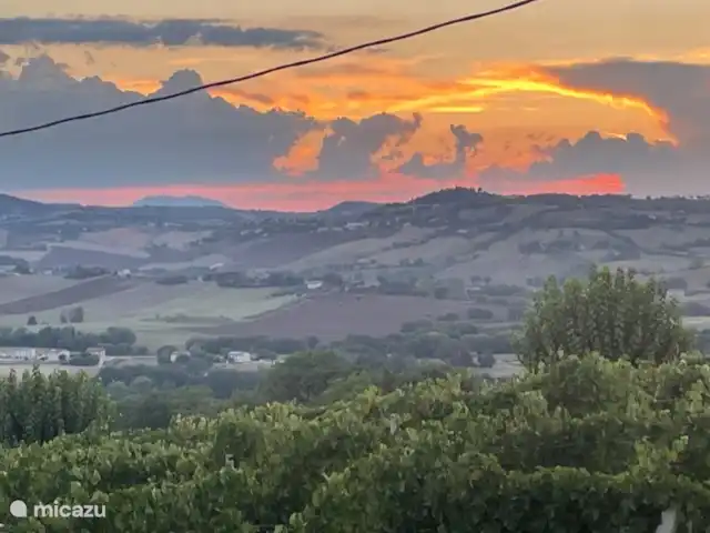 CASETTA 4 pers. Casa Sette Cipressi | Italie, Marche, Serra de’ Conti  - maison de vacances Coucher de soleil depuis la maison