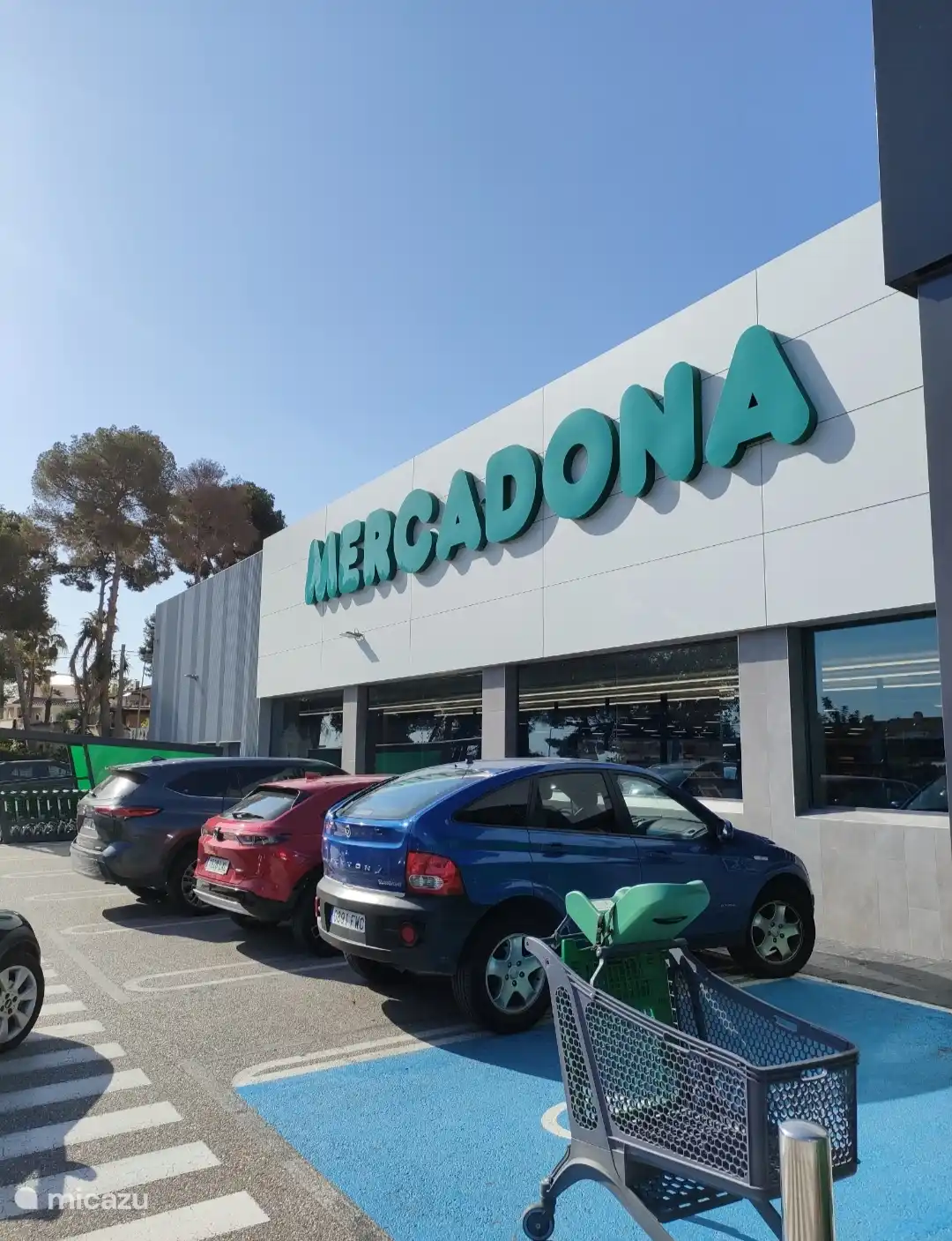 Le plus grand supermarché d’Espagne à 15 minutes en voiture