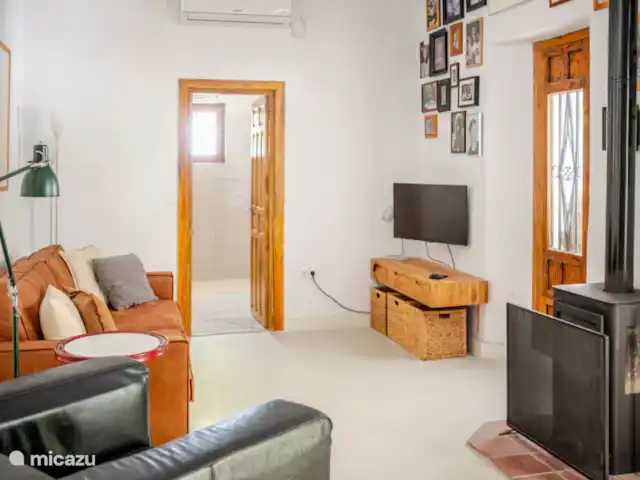 Casa Roca huren in Spanje, Andalusië, Los Ventorros de Comares - finca tv ruimte