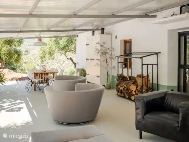 Casa Roca huren in Spanje, Andalusië, Los Ventorros de Comares - finca zitten, spelen, eten, drinken. dit is de centrale plek