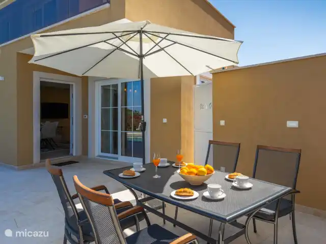 Villa Filipi en Croacia, Istria, Vižinada - villa Asiento + sombrilla