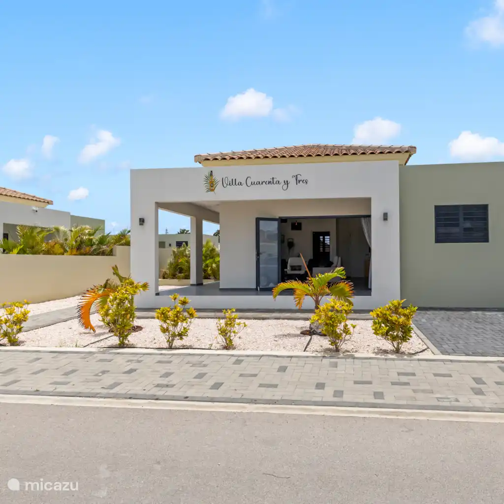 Villa Cuarenta-Y-Tres Met Jacuzzi