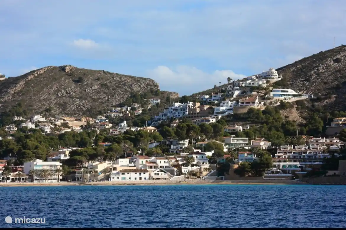 Foto desde Mar de la cala del Portet 