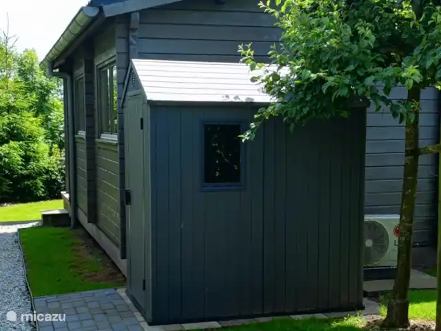 Chalet en el verde en Países Bajos, Frise, Drachtstercompagnie - chalet Salvamento