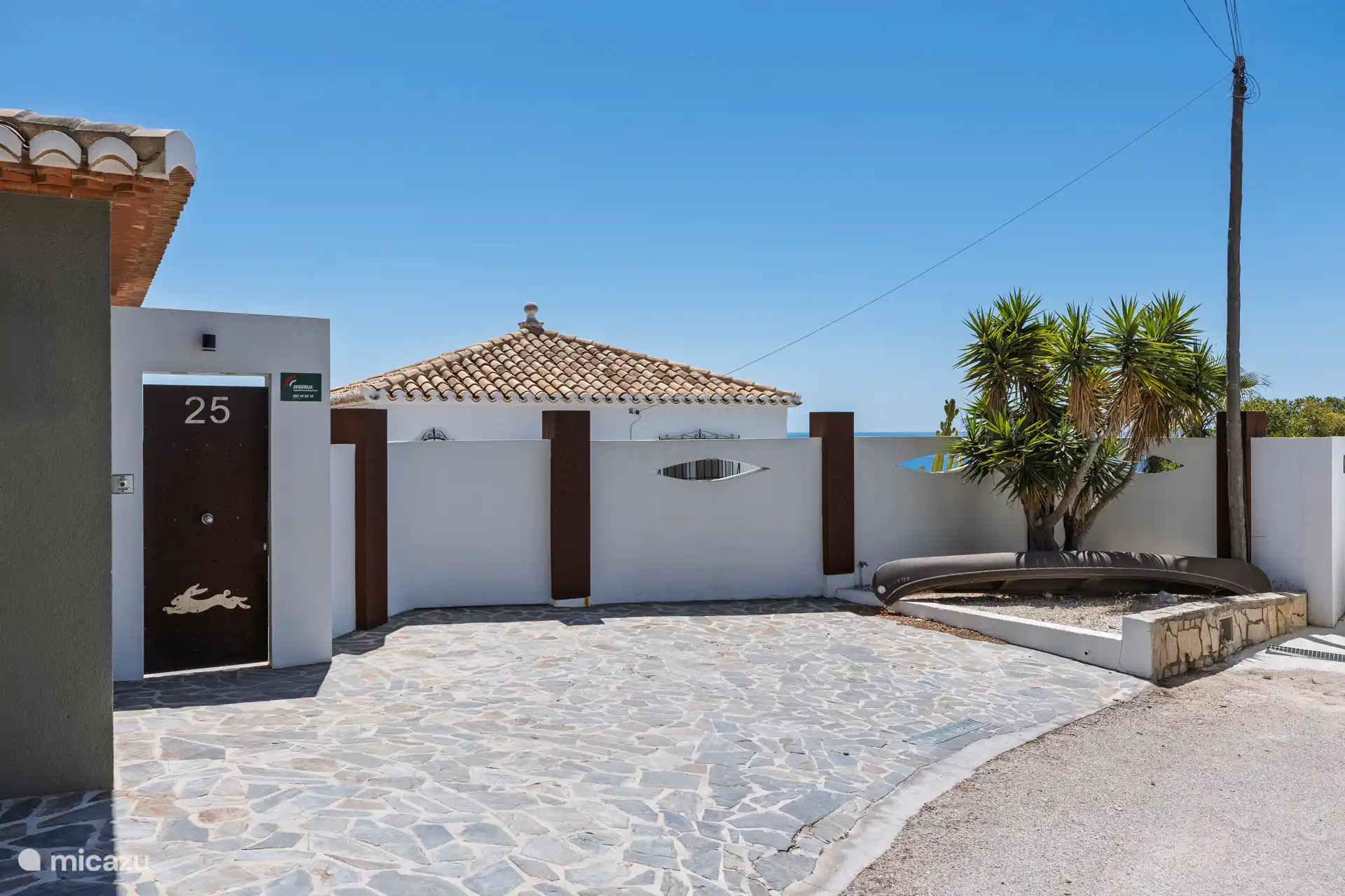 Main entrance from the street