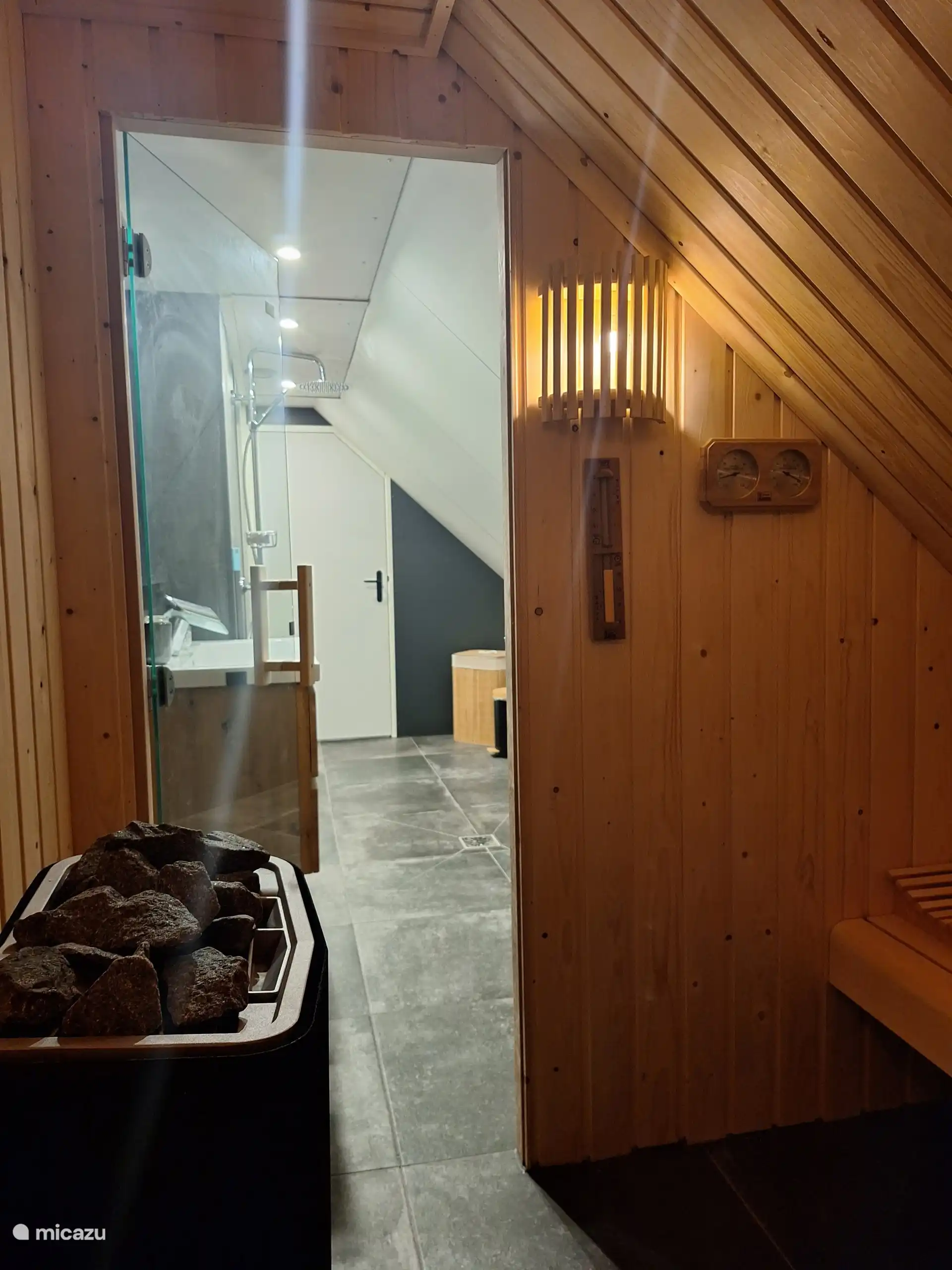 Sauna 2 loungers of 200 cm each 