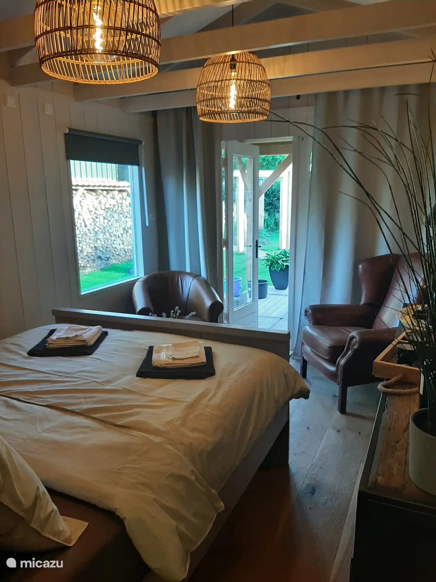 Be comfortable in leather waist 