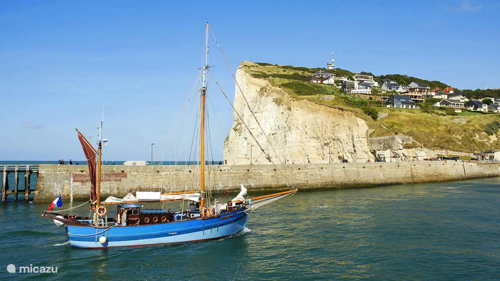 Fécamp, seine Steilküsten, sein Strand und seine Boote