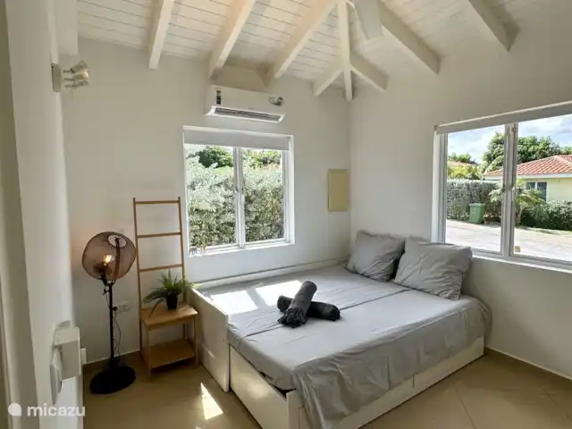 Maison familiale Jan Thiel à Marbella | Curaçao, Banda Ariba (est), Marbella Estate - villa L’une des 3 chambres avec climatisation et ventilateur